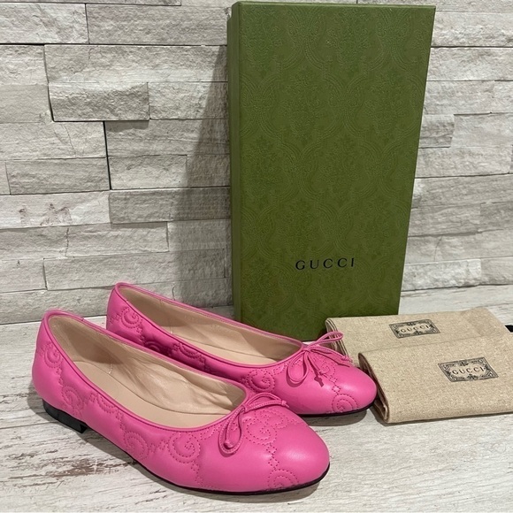GUCCI Monogram Pink Quilted Matelasse Leather GG Bow Ballet Flats SZ 37.5 $920 - Picture 1 of 16